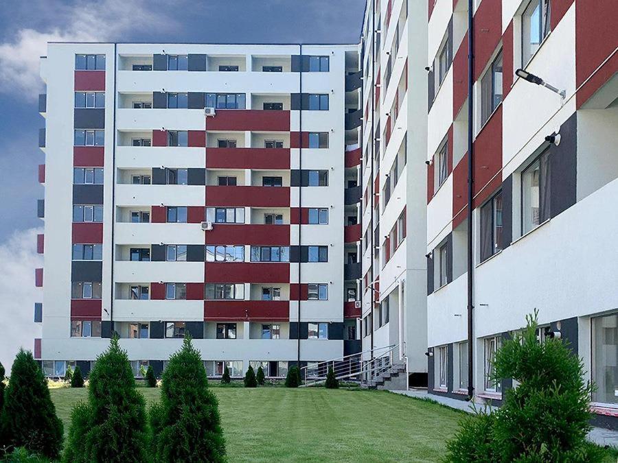 Militari Comfort Studio Roşu Dış mekan fotoğraf